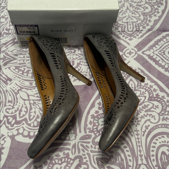 Nine West Gray Perforated Heels - Picture 6 of 11